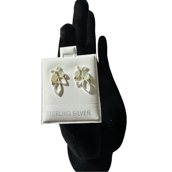 Artisan Crafted Sterling Silver Leaf & Ethiopian Opals Earrings Pierced Ears NIP - Picture 2 of 10